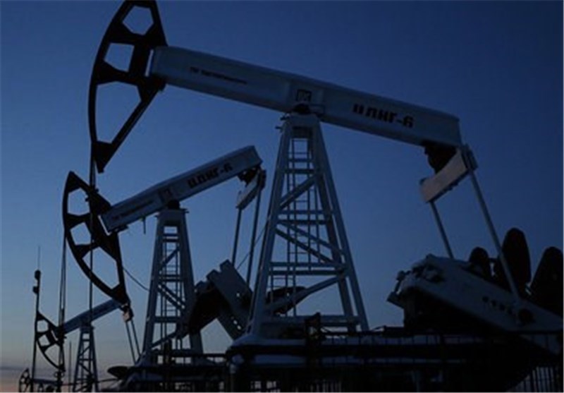 روسیه به توافق جهانی کاهش تولید نفت متعهد است